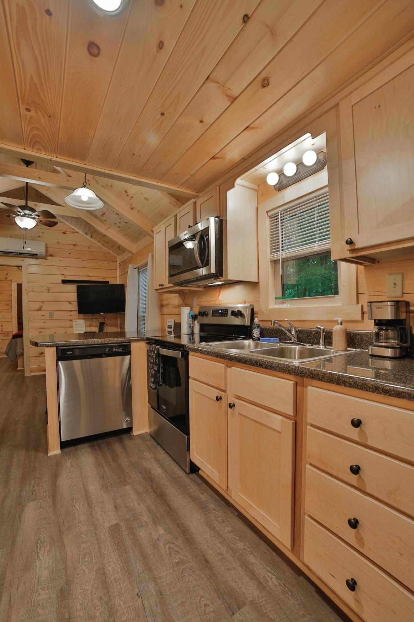 Martha Cabin Tiny Cabin By Downtown ชัททานูกา ภายนอก รูปภาพ